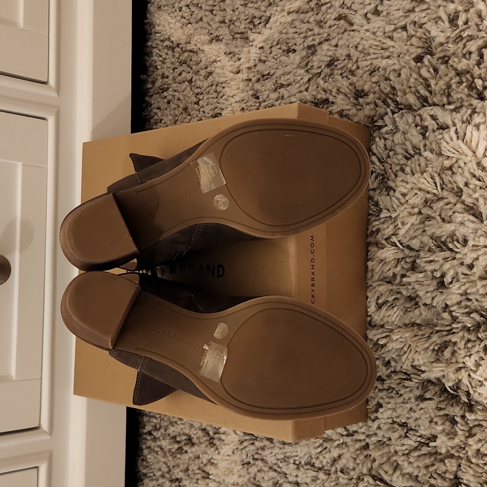 Lucky Open Toe Booties - Picture 4 of 4